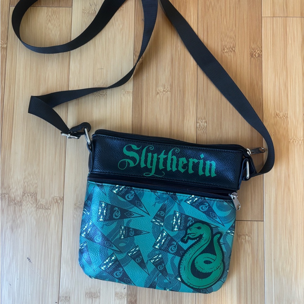 Loungefly Slytherin Crossbody Bag - Black and Green